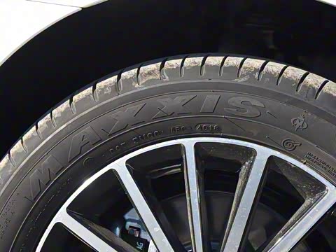 2019款 1.5L 自动豪华版 2019款 1.5L 自动豪华版