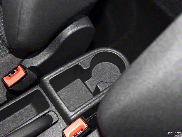 上汽大眾 桑塔納 2018款 1.5L 手動(dòng)風(fēng)尚版