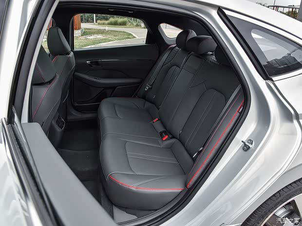 北京现代 索纳塔 2020款 380T 基本型