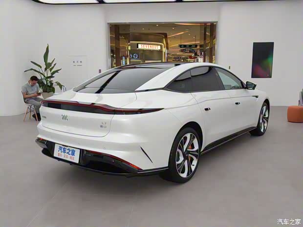 智己汽車(chē) 智己L7 2022款 Pro