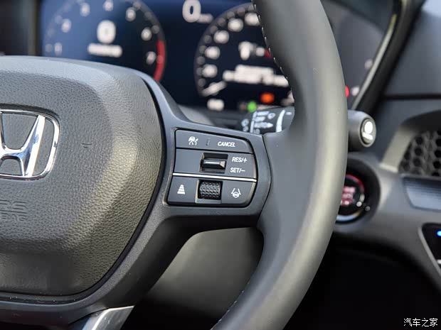 廣汽本田 皓影 2023款 240TURBO 兩驅(qū)基本型 7座