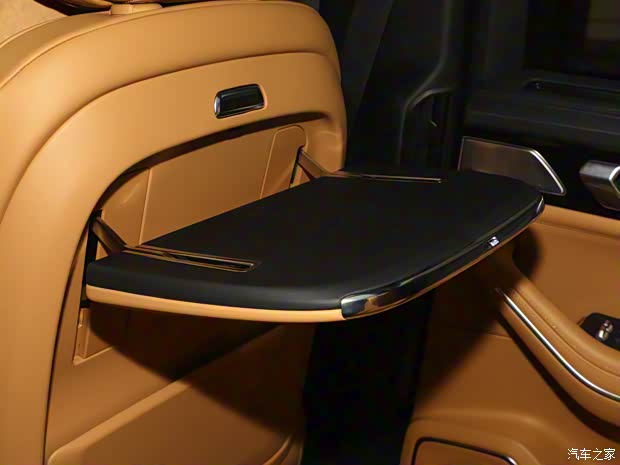 领克 领克09新能源 2024款 EM-P 基本型 六座 领克 领克09新能源 2024款 EM-P 基本型 六座