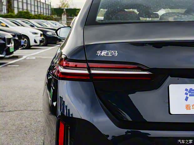 華晨寶馬 寶馬5系 2024款 530Li M運(yùn)動套裝