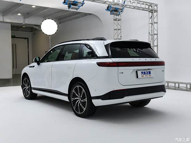 小鵬汽車 小鵬G9 2022款 兩驅(qū)基本型