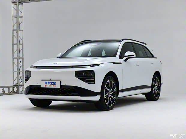 小鵬汽車 小鵬G9 2022款 兩驅(qū)基本型