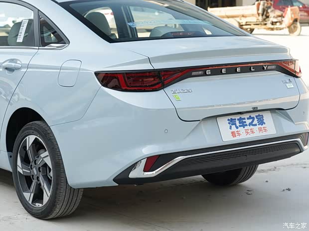 吉利汽車 帝豪L 雷神Hi·X 2022款 1.5TD-DHT Pro 100KM Super 迅