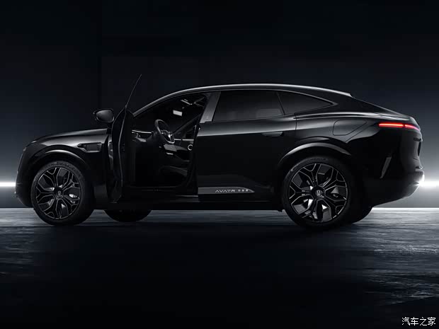阿维塔科技 阿维塔11 2022款 011 联名限量款 阿维塔科技 阿维塔11 2022款 011 联名限量款