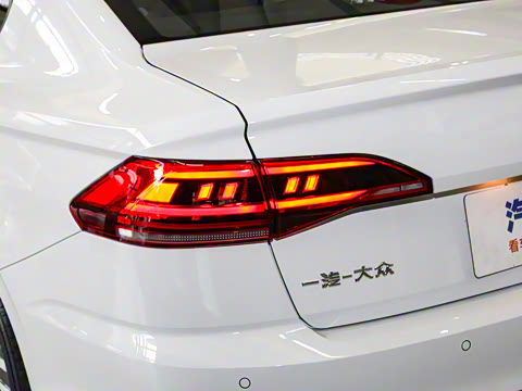 2025款 280TSI DSG舒行版 2025款 280TSI DSG舒行版