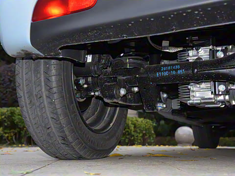 2025款 四门版 臻享+款 2025款 四门版 臻享+款