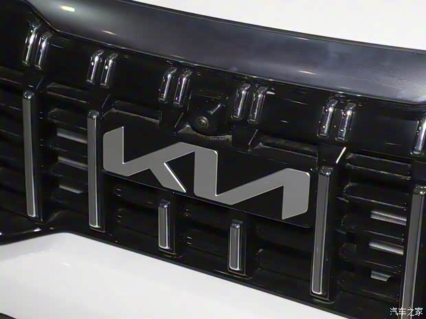 悦达起亚 智跑 2023款 2.0L 基本型