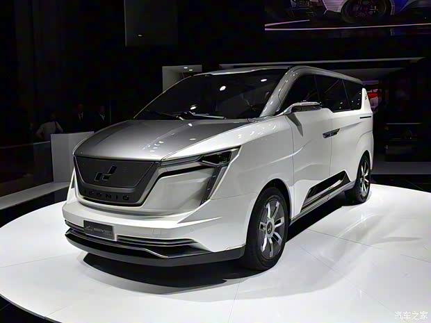 艾康尼克ICONIQ Motors 艾康尼克七系 2017款 VIP版