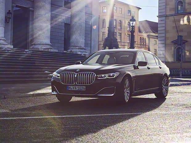 寶馬(進(jìn)口) 寶馬7系新能源 2019款 745Le xDrive