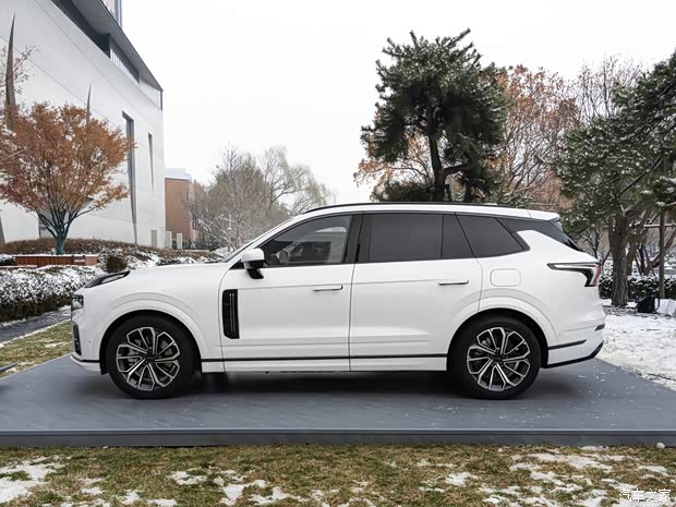 领克 领克09新能源 2024款 EM-P 基本型 六座 领克 领克09新能源 2024款 EM-P 基本型 六座