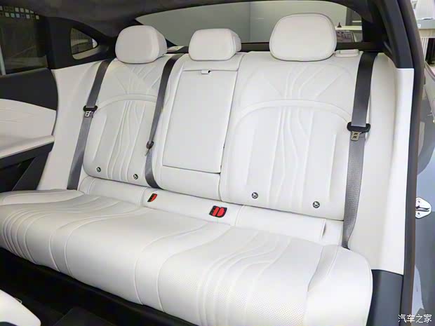 吉利汽車 銀河E8 2023款 基本型