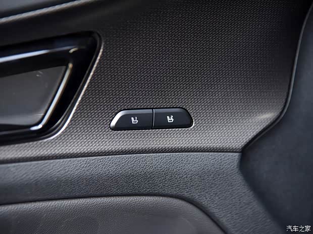 悦达起亚 狮铂拓界 2023款 2.0T 四驱旗舰版