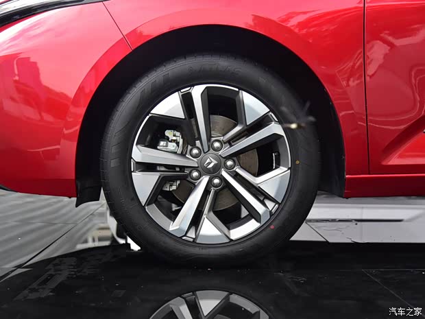 上汽通用五菱 新宝骏RC-5 2020款 RC-5w 基本型