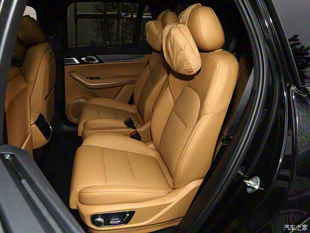 领克 领克09新能源 2024款 EM-P 基本型 六座 领克 领克09新能源 2024款 EM-P 基本型 六座