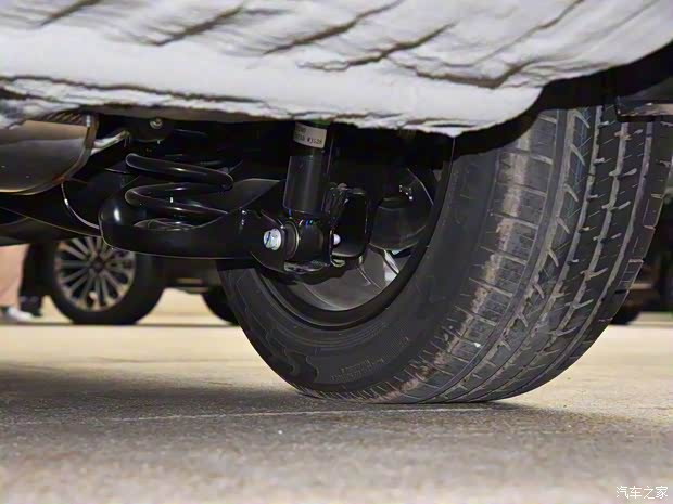 上汽通用五菱 五菱凱捷 2023款 混動(dòng)鉑金版