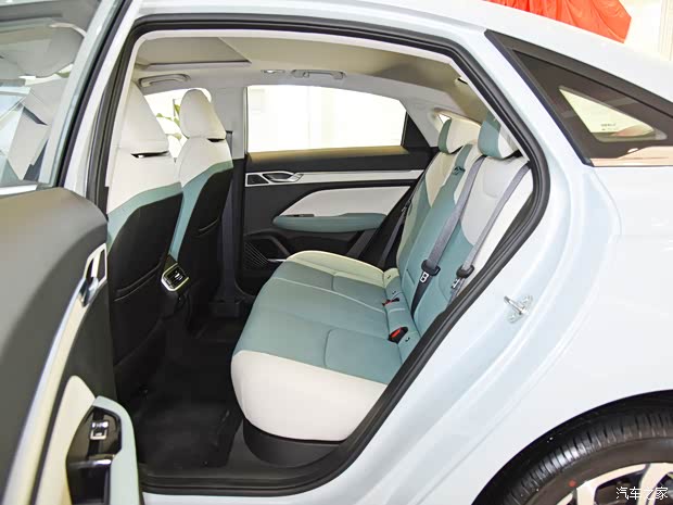 吉利汽車 帝豪L 雷神Hi·X 2022款 基本型