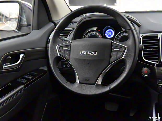 江西五十鈴 鈴?fù)?2022款 汽油四驅(qū)基本型