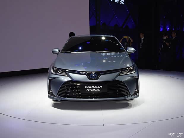一汽丰田 卡罗拉 2019款 双擎 1.8L 基本型