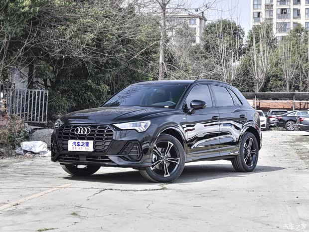 一汽奥迪 奥迪Q3 2022款 45 TFSI quattro 时尚动感型