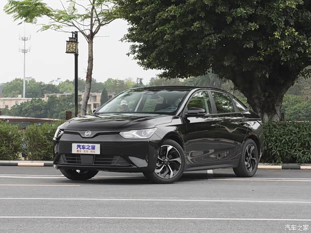 威马汽车 威马E.5 2022款 智客行 威马汽车 威马E.5 2022款 智客行