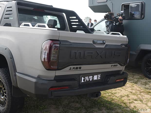 上汽大通 上汽大通MAXUS T90 2022款 2.0T柴油自動四驅上汽?！つ鯓讼? style=