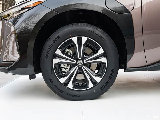 一汽丰田 一汽丰田bZ4X 2022款 中配版