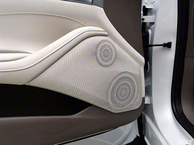 智己汽车 智己L7 2022款 天使轮版