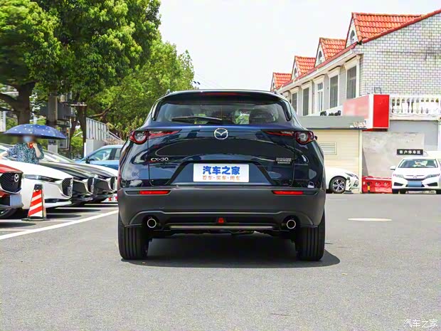 長安馬自達(dá) 馬自達(dá)CX-30 2022款 2.0L 自動黑曜版
