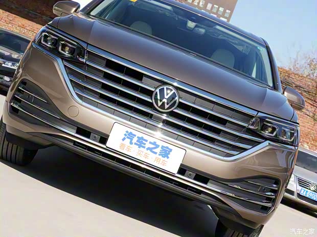 上汽大众 威然 2022款 380TSI 尊贵版