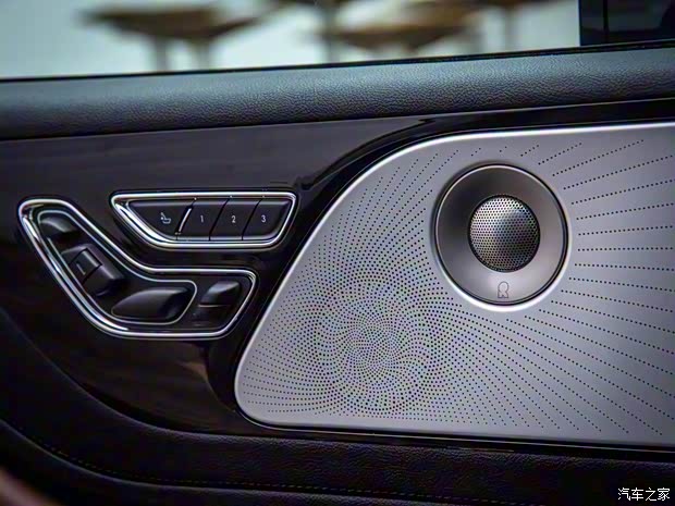 林肯(進(jìn)口) 飛行家新能源 2019款 3.0T V6全驅(qū)高性能插電式混動(dòng)版