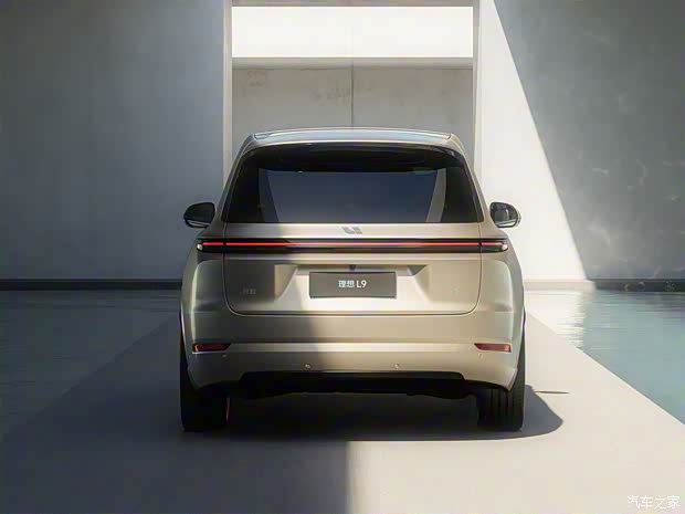 理想汽车 理想L9 2022款 高配版 理想汽车 理想L9 2022款 高配版