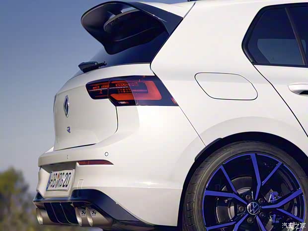 大眾(進(jìn)口) 高爾夫(進(jìn)口) 2022款 2.0TSI R 20 Years 歐洲版 大眾(進(jìn)口) 高爾夫(進(jìn)口) 2022款 2.0TSI R 20 Years 歐洲版