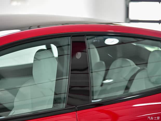 特斯拉（進口） Model S 2021款 三電機全輪驅(qū)動 Plaid版