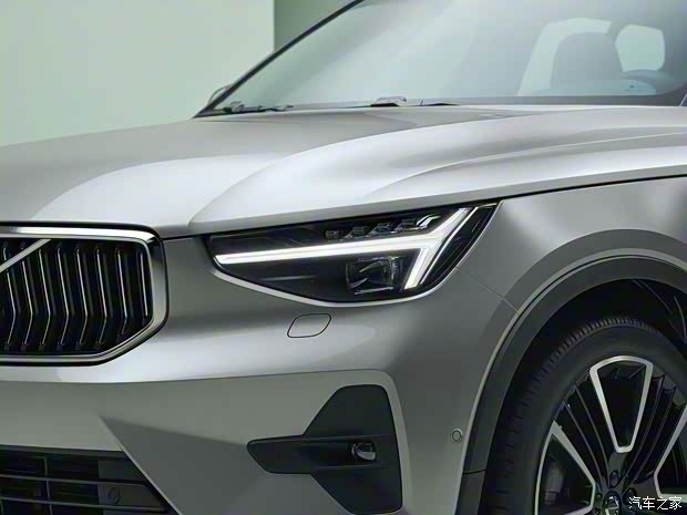 沃爾沃(進口) 沃爾沃XC40(進口) 2023款 基本型