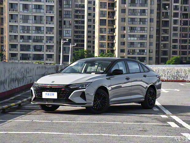 东风乘用车 奕炫MAX 2023款 1.5T 超酷潮爸版 东风乘用车 奕炫MAX 2023款 1.5T 超酷潮爸版