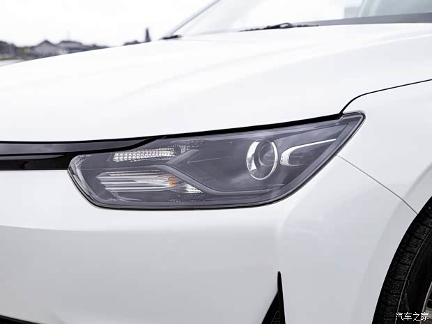 威马汽车 威马E.5 2021款 500 即客行