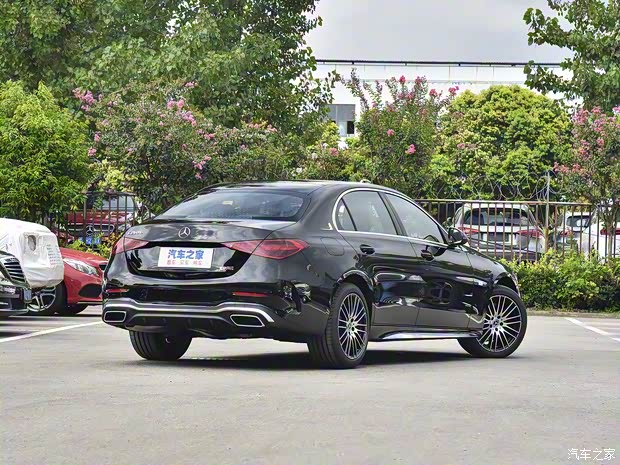北京奔驰 奔驰C级 2022款 C 260 L 运动版 北京奔驰 奔驰C级 2022款 C 260 L 运动版