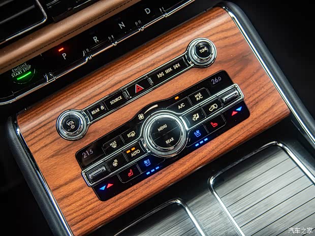 长安林肯 飞行家 2020款 3.0T V6 四驱行政版