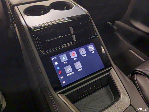 保時捷 Panamera新能源 2024款  Panamera Turbo E-Hybrid 行政加長版 4.0T