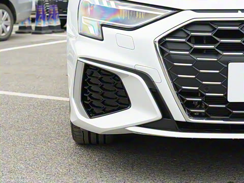 2023款 改款 Sportback 35 TFSI 时尚运动型 2023款 改款 Sportback 35 TFSI 时尚运动型