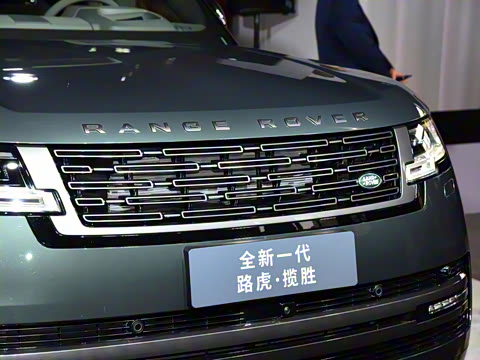 2023款 3.0 L6 400PS 典范加长版 2023款 3.0 L6 400PS 典范加长版