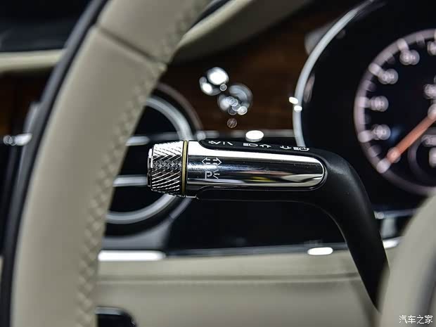 宾利 欧陆 2019款 6.0T GT W12 敞篷版