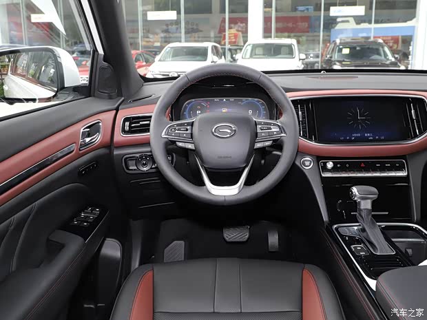 廣汽乘用車(chē) 傳祺GS8 2020款 GS8S 390T 兩驅(qū)豪華智聯(lián)版