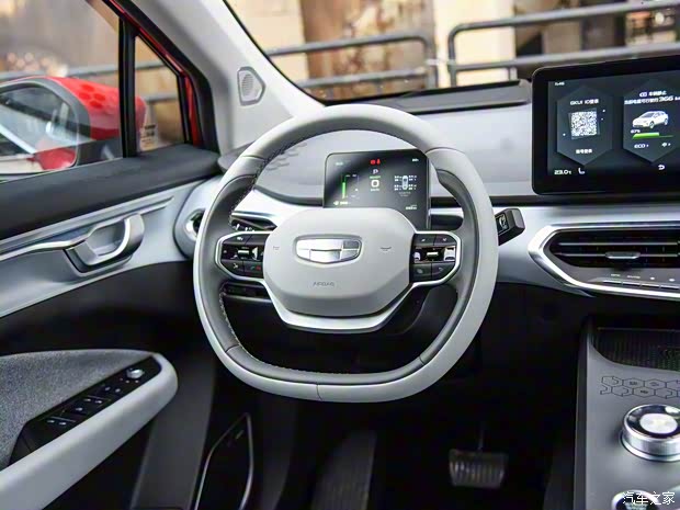 几何汽车 几何C 2020款 550KM 甄选续航版 几何汽车 几何C 2020款 550KM 甄选续航版