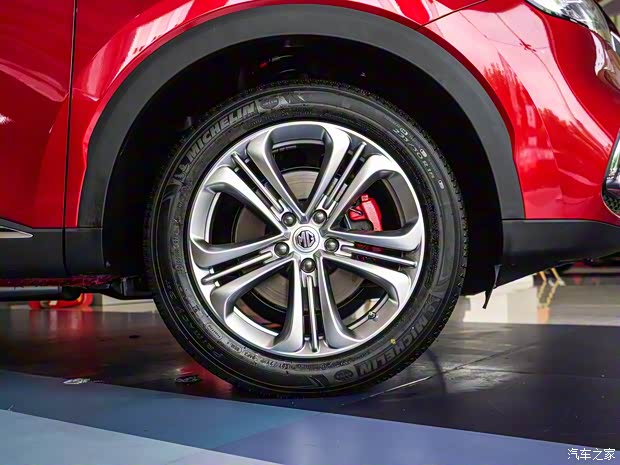 上汽集团 名爵HS 2018款 30T 自动Trophy四驱超级运动互联网版