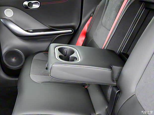 smart smart精靈#1 2022款 BRABUS性能版