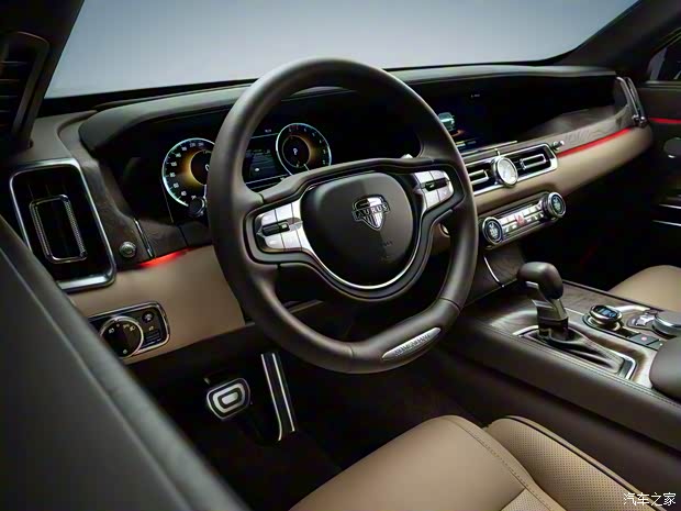 Aurus Komendant 2022款 基本型 Aurus Komendant 2022款 基本型